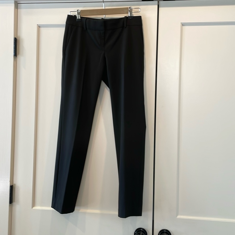 Ann Taylor straight leg black suit pants. Size 0 All season fabric